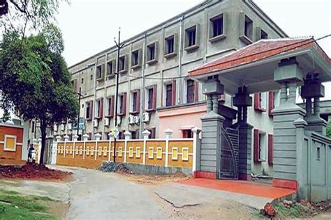 imit institute of management.